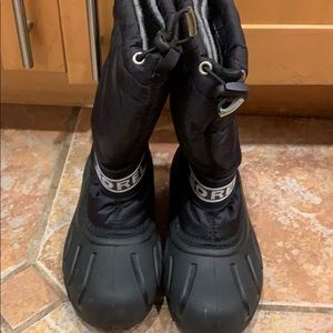 Gently used boys SOREL Snow boots waterproof